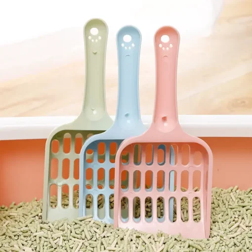 three kitty litter scoops
